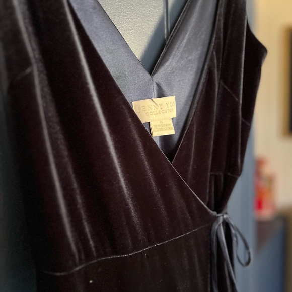 JENNY YOO X BHLDN Andi Velvet Wrap Dress- Dark Navy - Picture 3 of 6